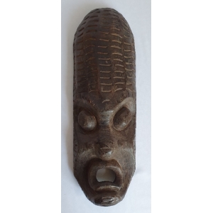 Afrikaans donker bruin houten masker 